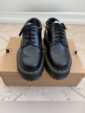 🖤 Like New Dr. Martens 8053 Quad Platform Black Leather Lace-Up Loafers, Size 8